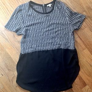 Relaxed tee- great for everyday wear and business casual